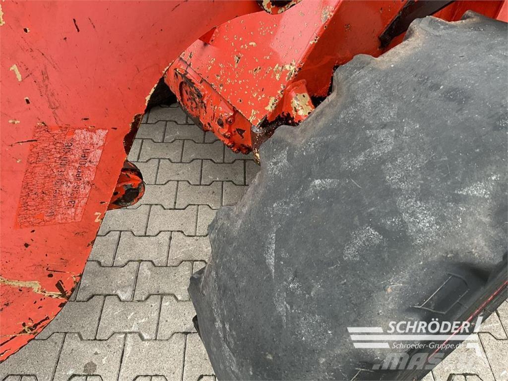 Atlas 82 E Фронтальні навантажувачі