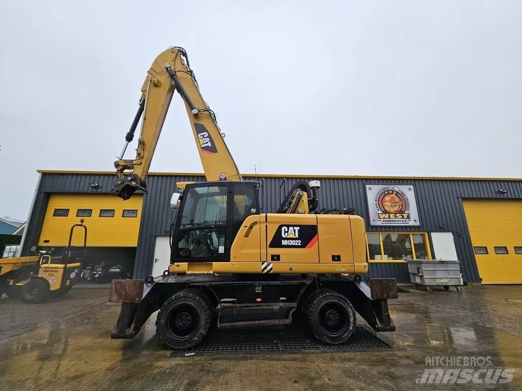 CAT MH 3022 Перевантажувачі металобрухту/промислові навантажувачі