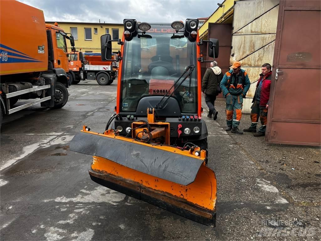 Holder C250 4X4 Будтехніка - Інші