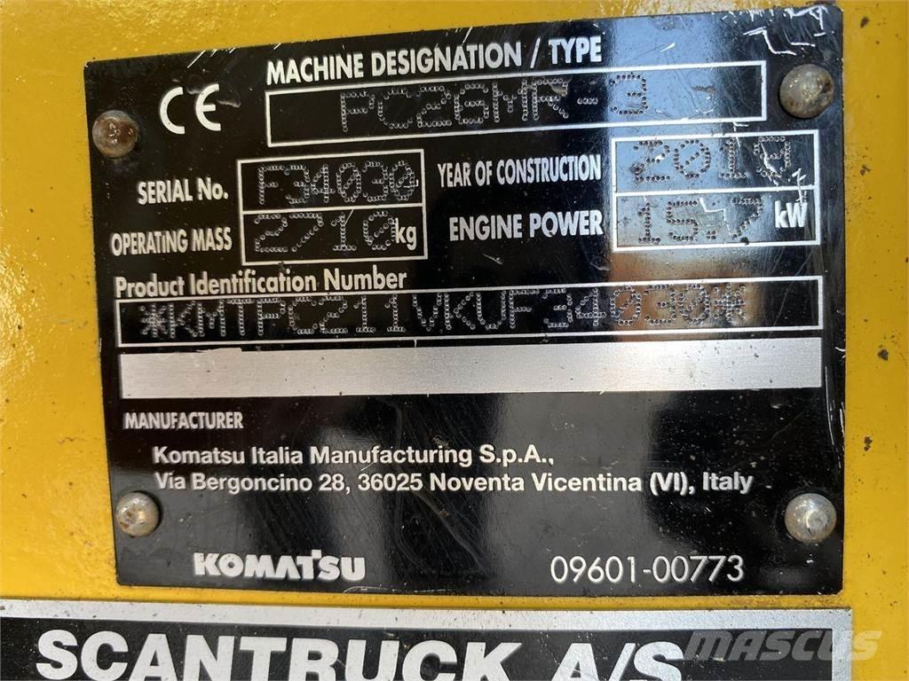 Komatsu PC26MR-3 Колісні екскаватори