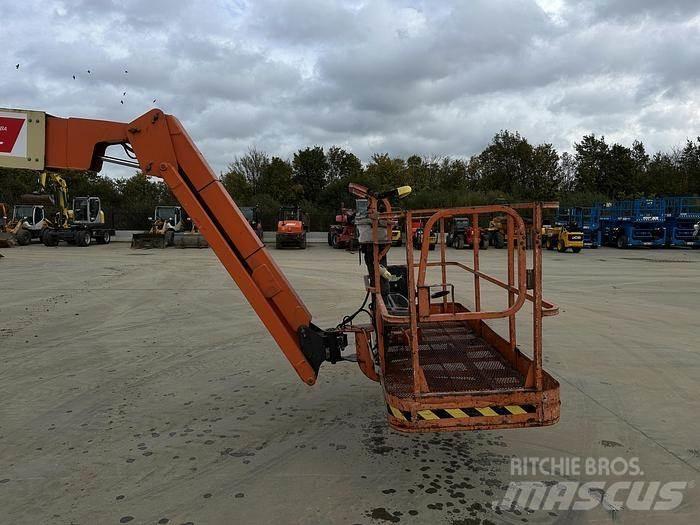 JLG 800AJ Інші підйомники і платформи