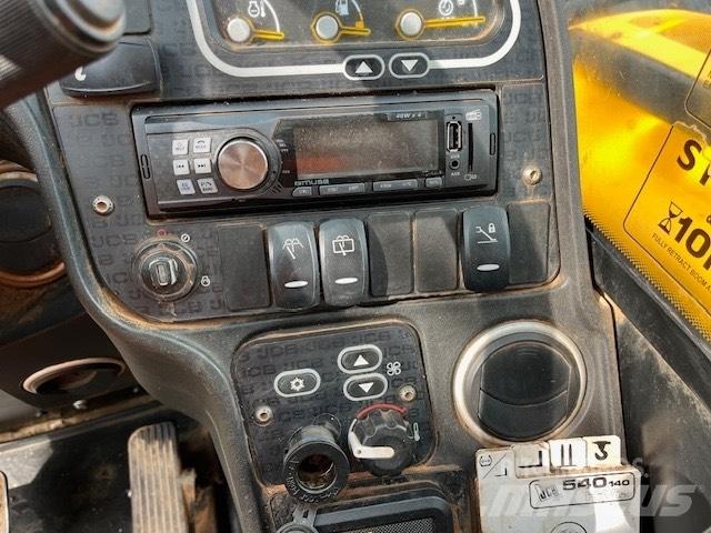 JCB 540-140 Телескопічні навантажувачі
