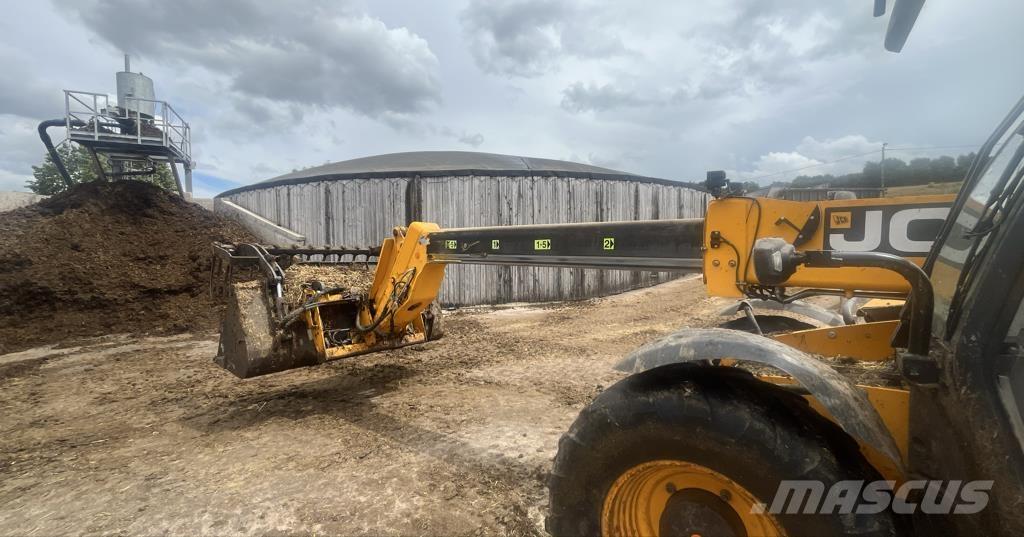 JCB 542-70 Xtra Телескопічний навантажувач