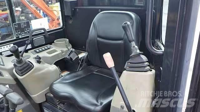 Yanmar VIO30 Гусеничні екскаватори