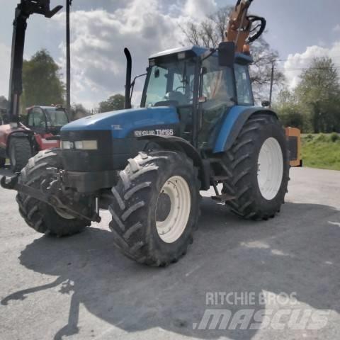 New Holland TM 165 Трактори