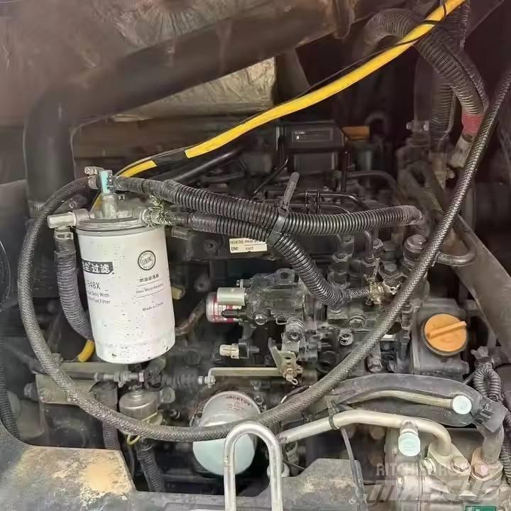 Hitachi ZX 55 Гусеничні екскаватори