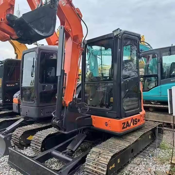 Hitachi ZX 55 Гусеничні екскаватори