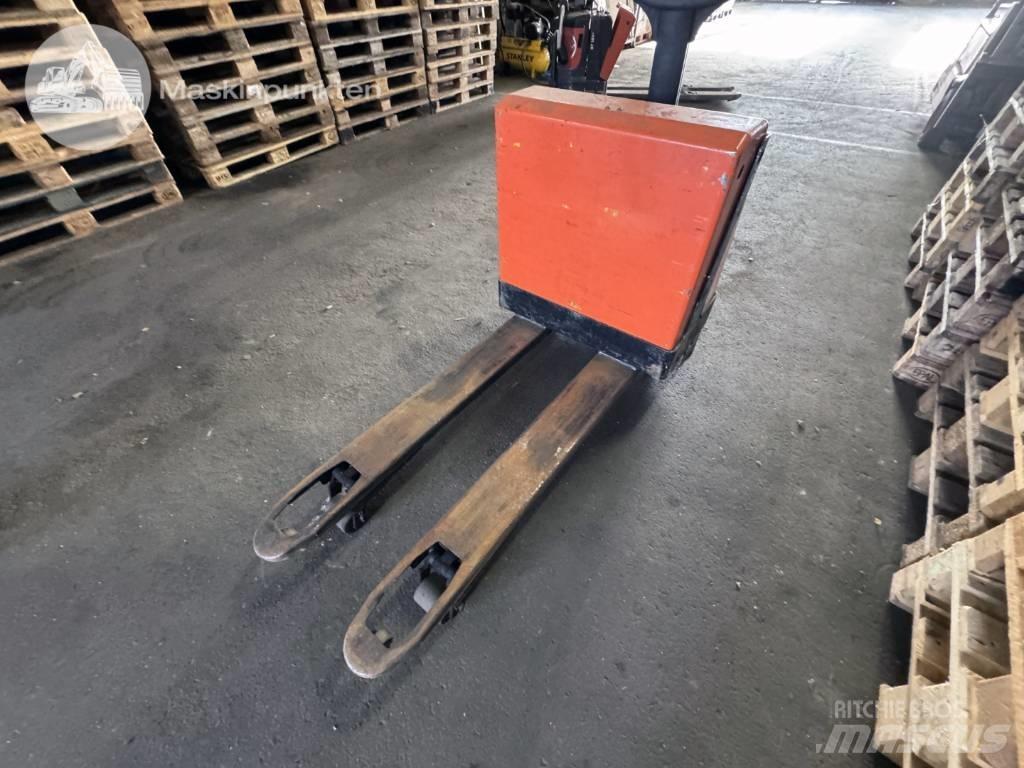 BT LWE 180 Штабелери