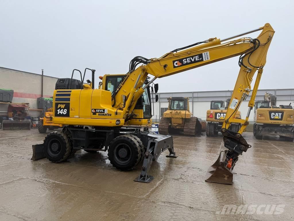 Komatsu PW 148-11 Колісні екскаватори