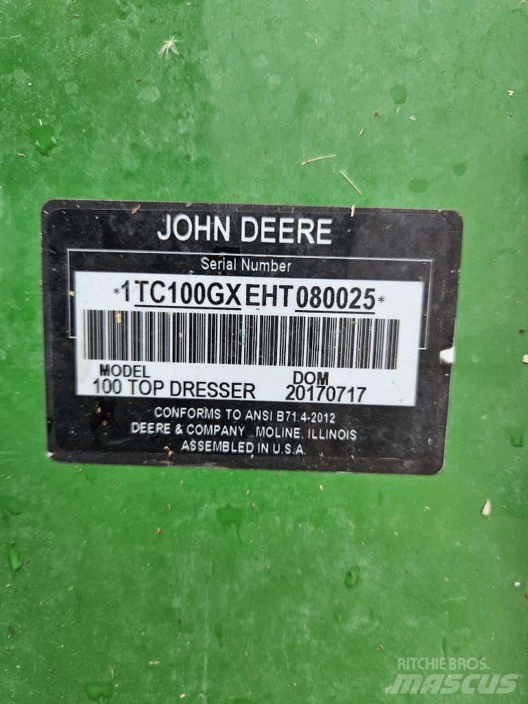 John Deere TD 100 Спредери