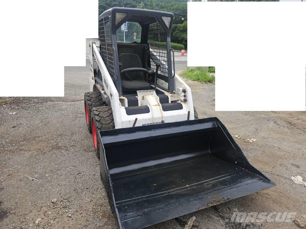Bobcat S 130 Міні-навантажувачі