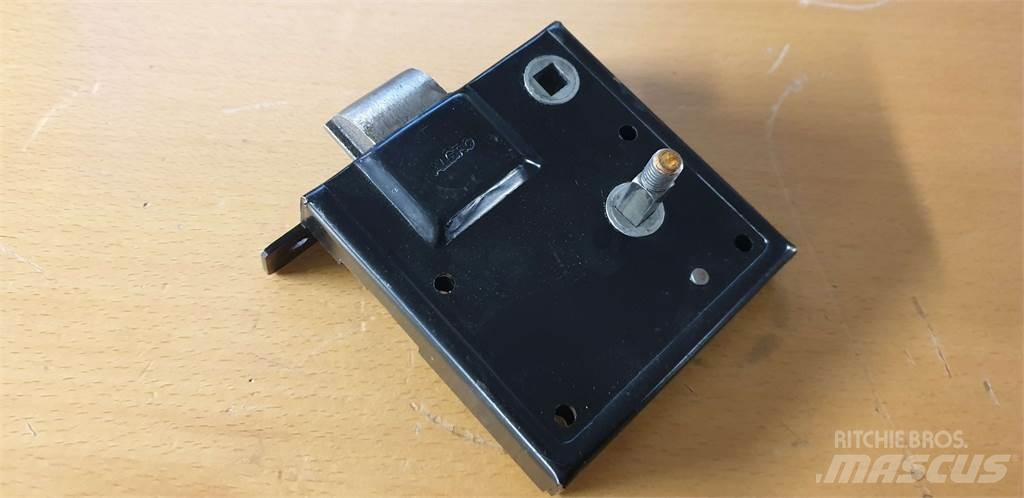  FMG/Ösa 813918 Кабіна