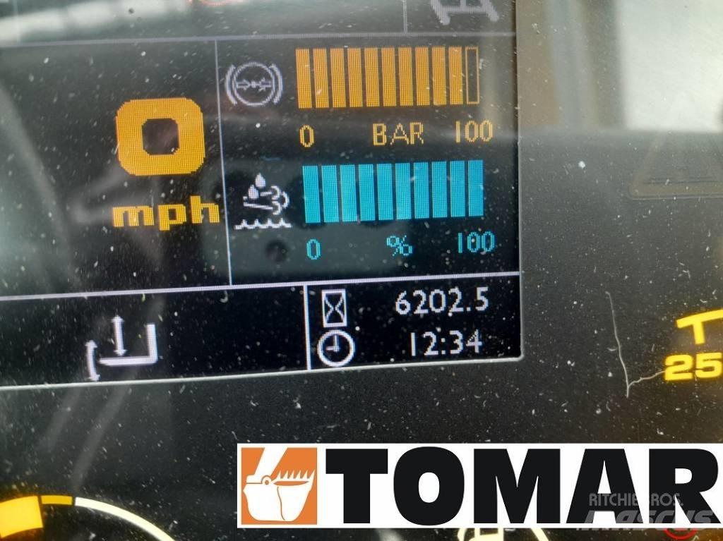 JCB 560-80 Телескопічні навантажувачі