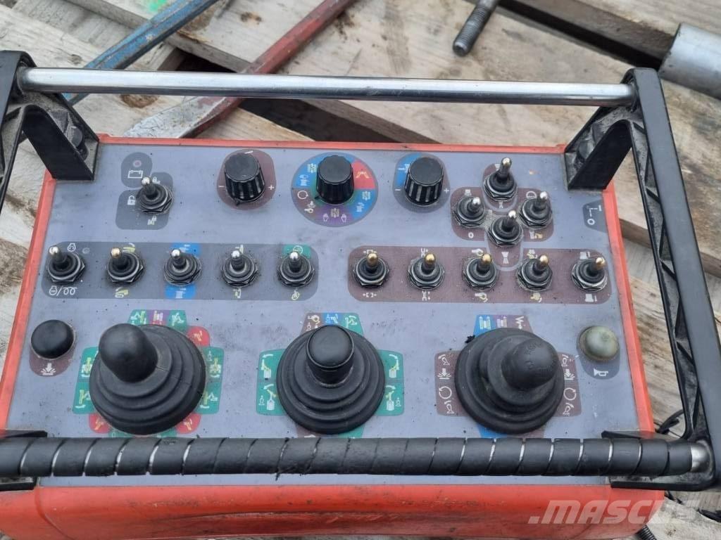 Sandvik Dino DC400Ri Свердлильні установки