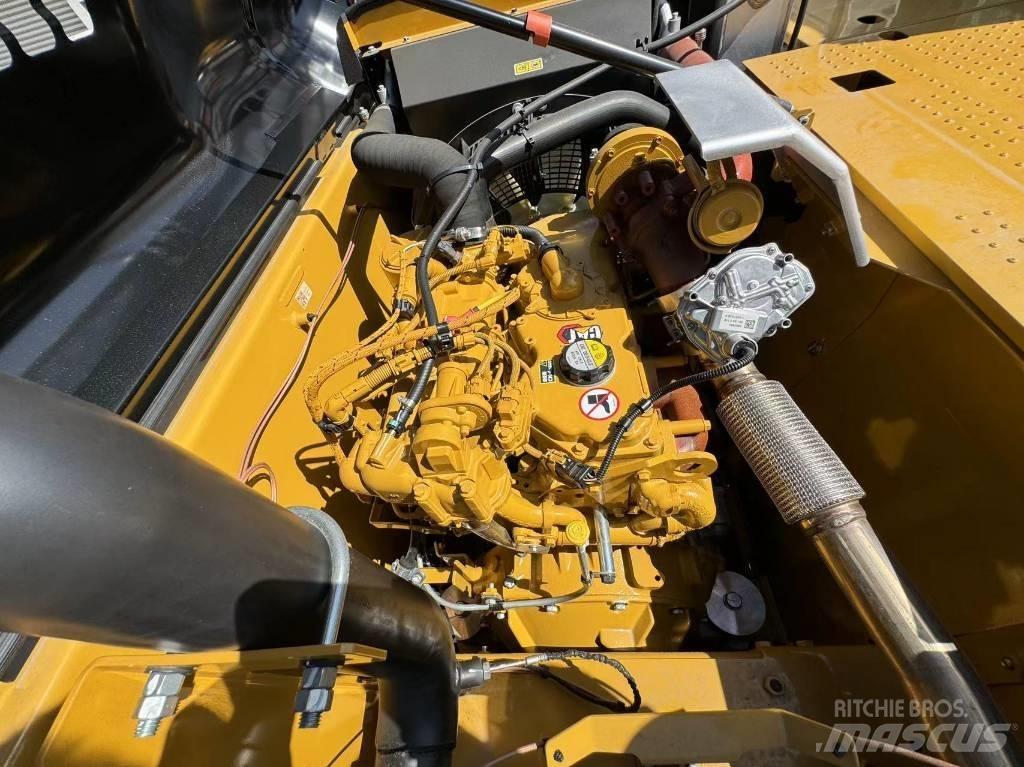 CAT 320GX Гусеничні екскаватори