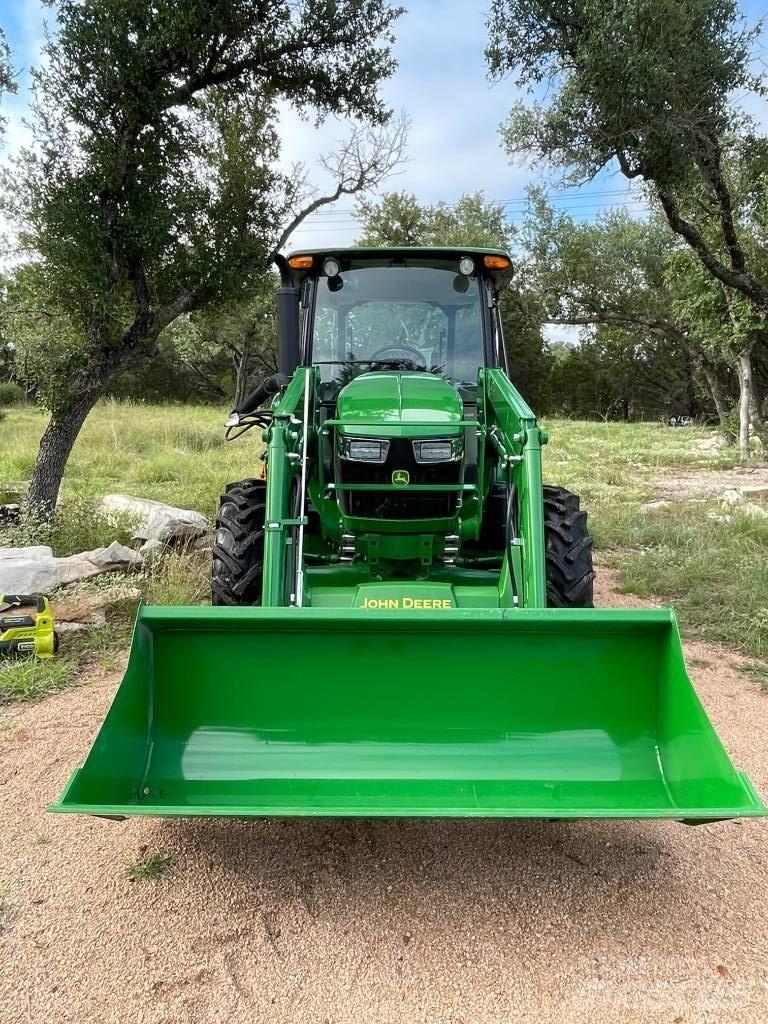 John Deere 5060E Трактори