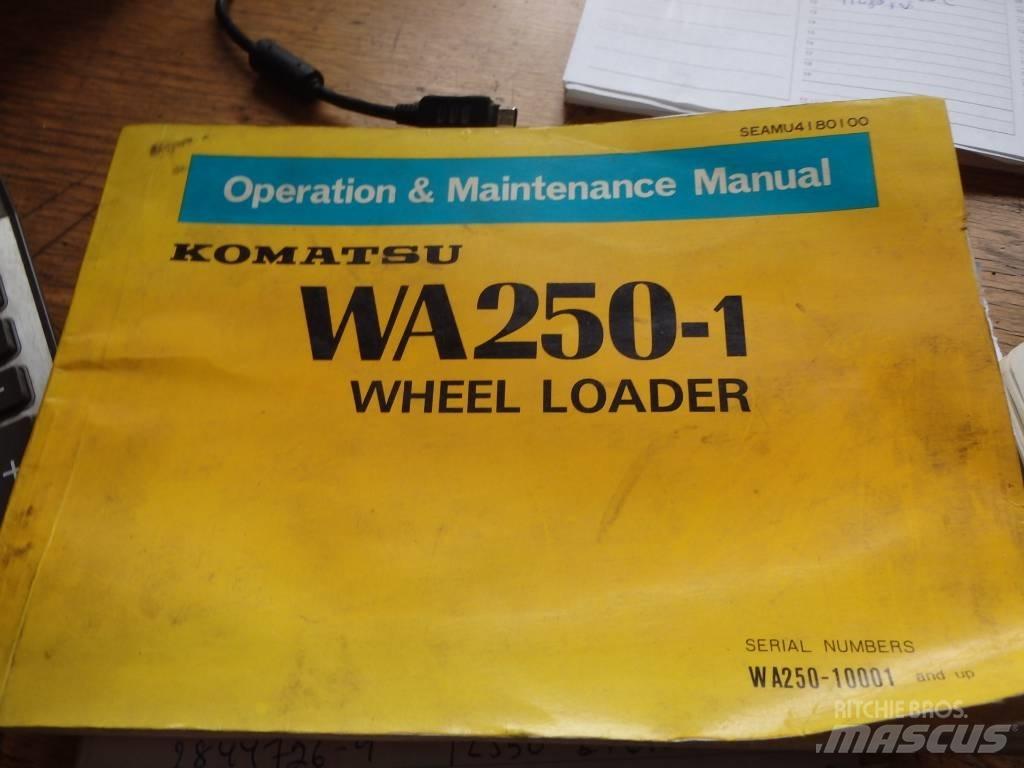 Komatsu WA 250-1 Фронтальні навантажувачі