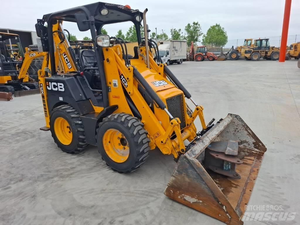 JCB 1 CX Екскаватори-навантажувачі