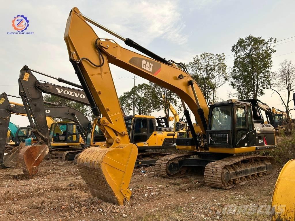 CAT 326 D Гусеничні екскаватори
