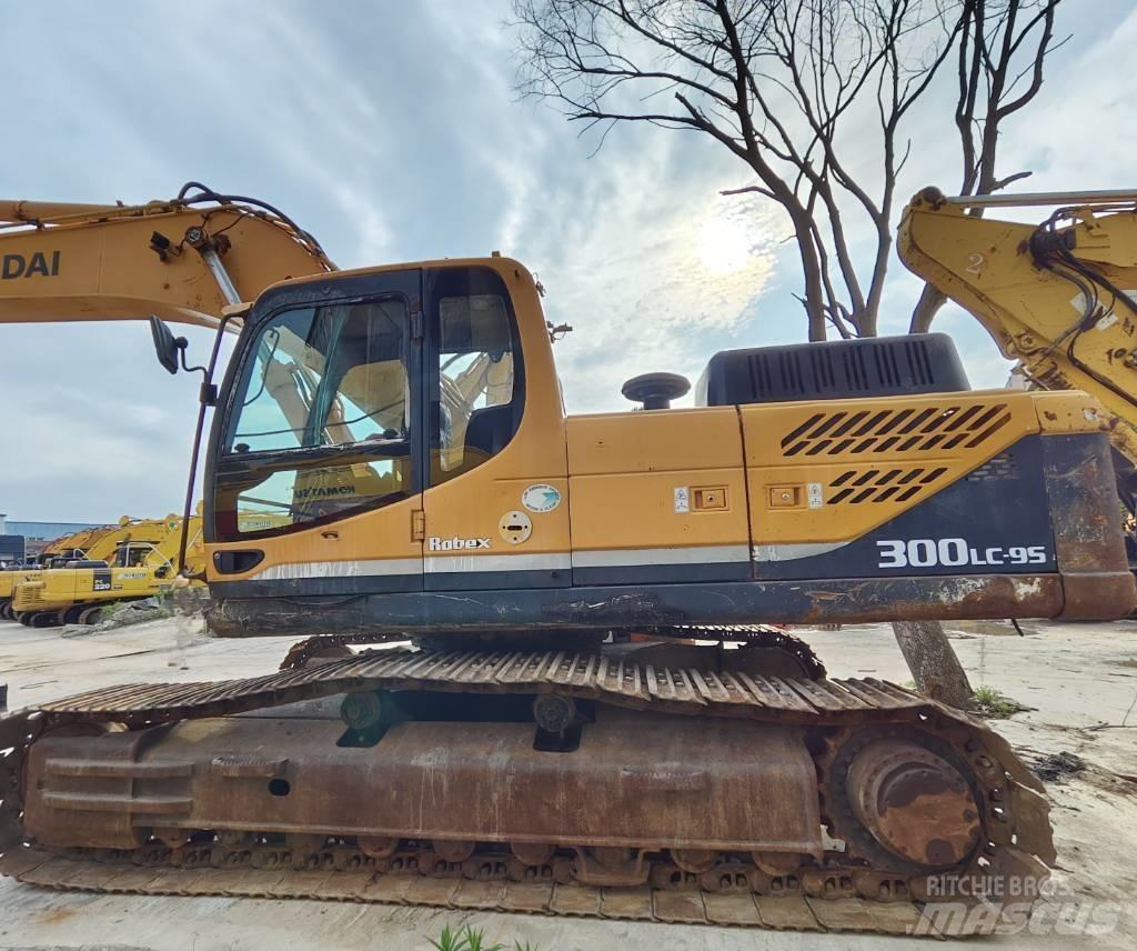Hyundai R 300 LC-9S Гусеничні екскаватори