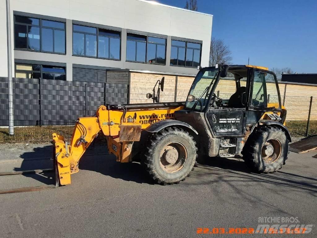 JCB 540-140 Телескопічні навантажувачі