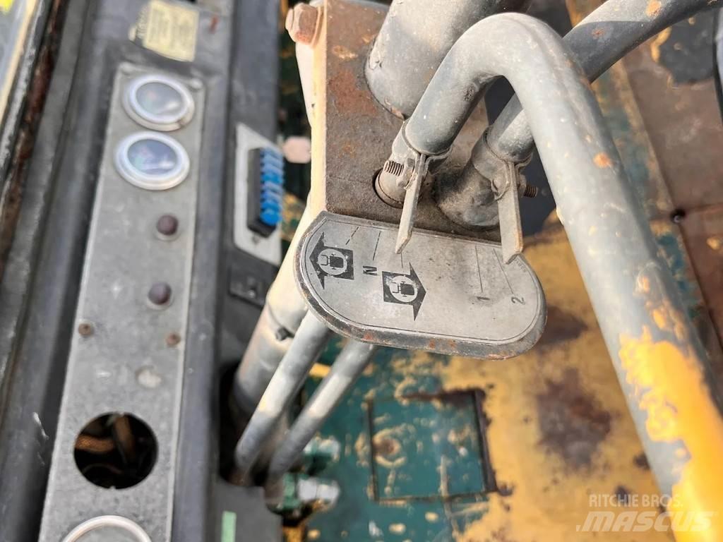 CAT V130 Дизельні навантажувачі