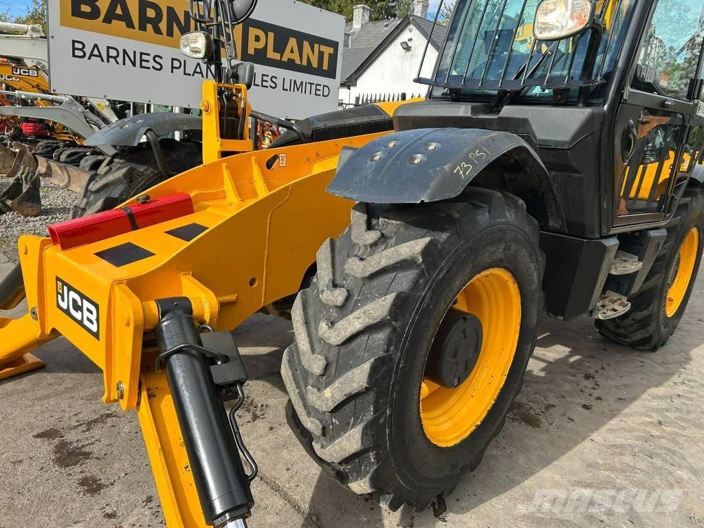 JCB 535-125 Hiviz Телескопічні навантажувачі