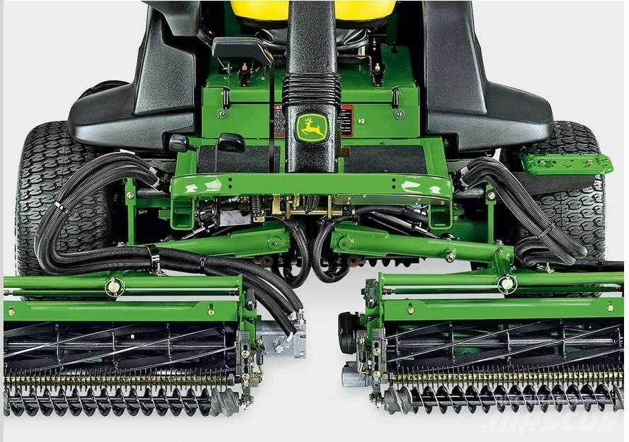 John Deere 2500 A Газонокосарки