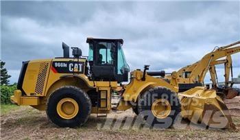 CAT 966M Фронтальні навантажувачі