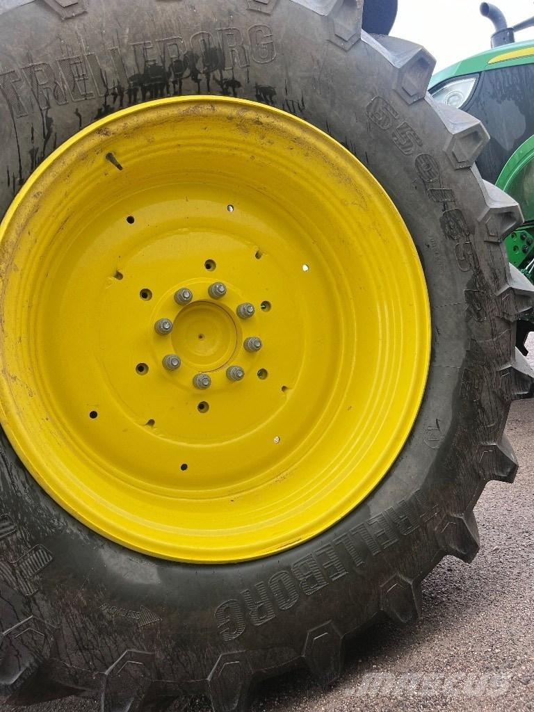 John Deere 6195M Трактори