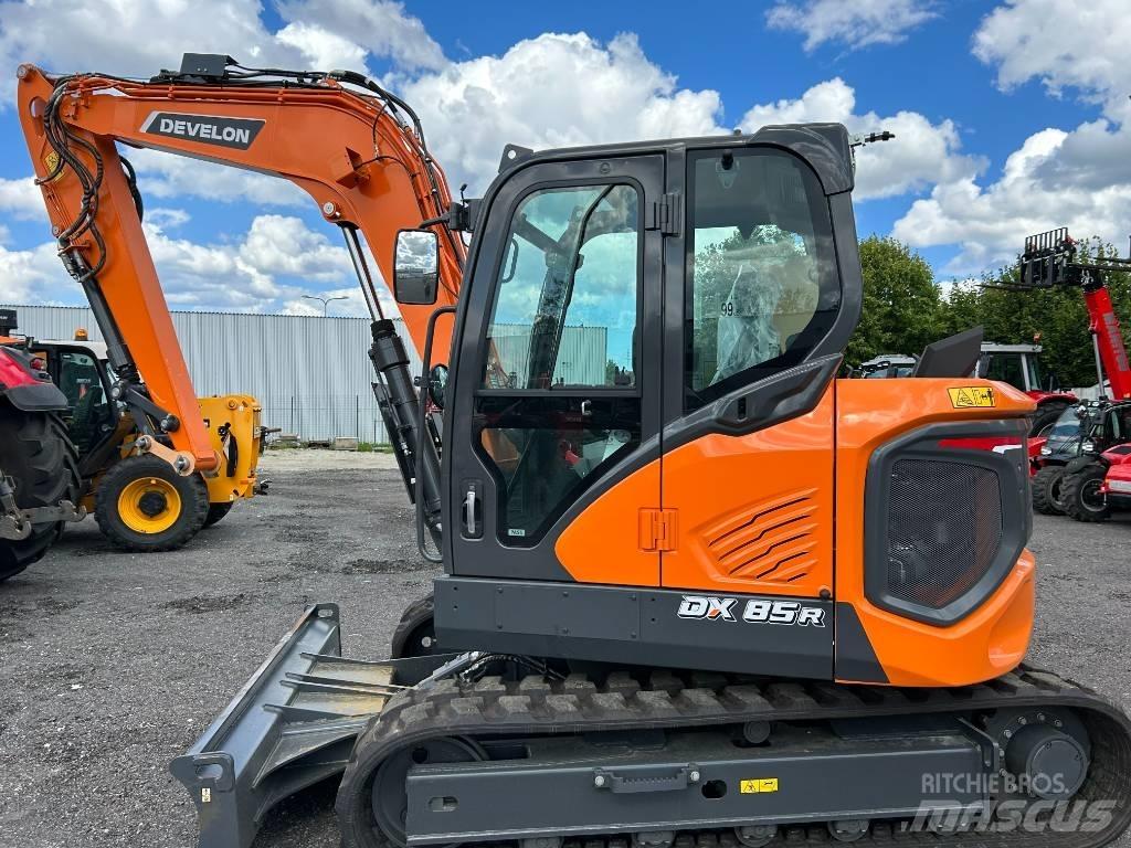 Develon DX85R-7 Середні екскаватори 7т. - 12т.