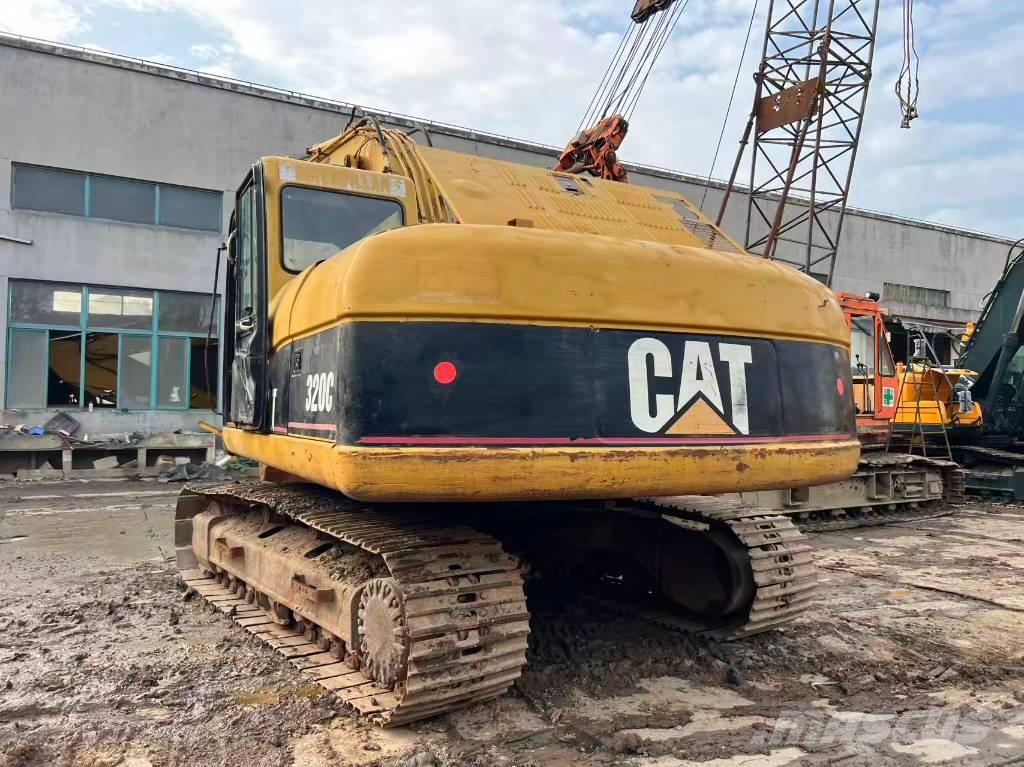 CAT 320 C L Гусеничні екскаватори