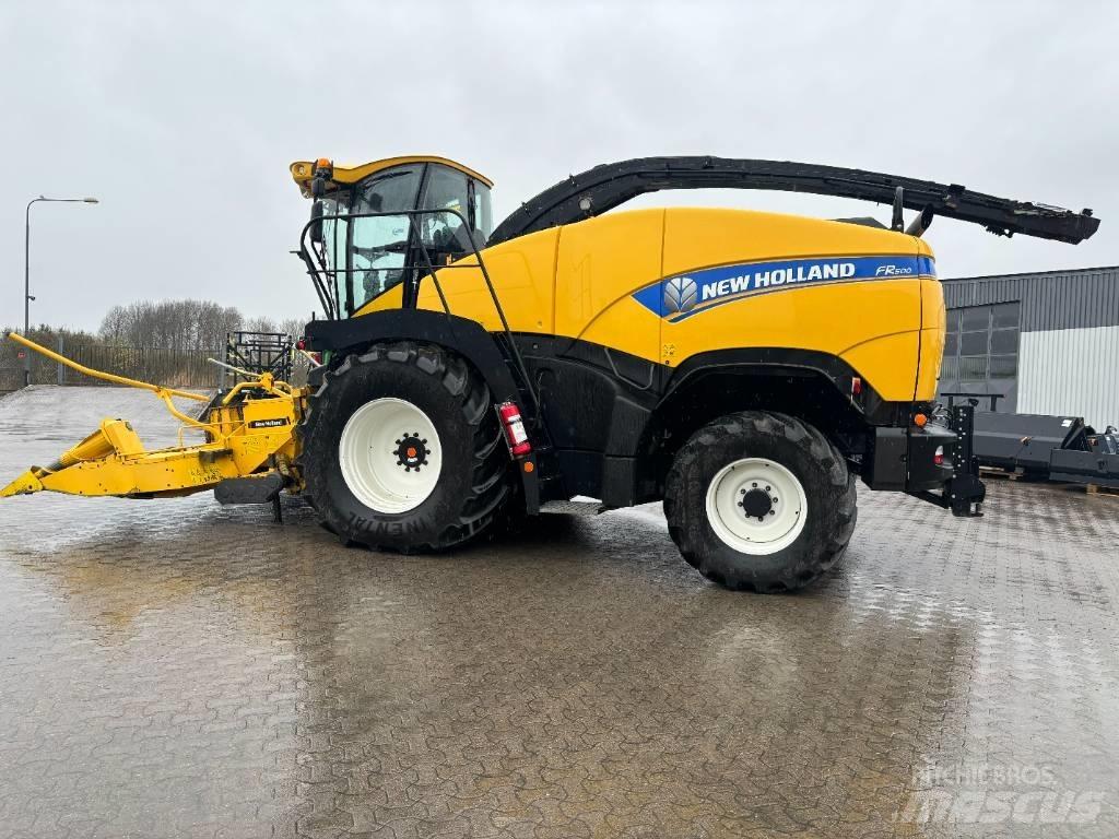 New Holland FR 500 Кормозбиральні комбайни