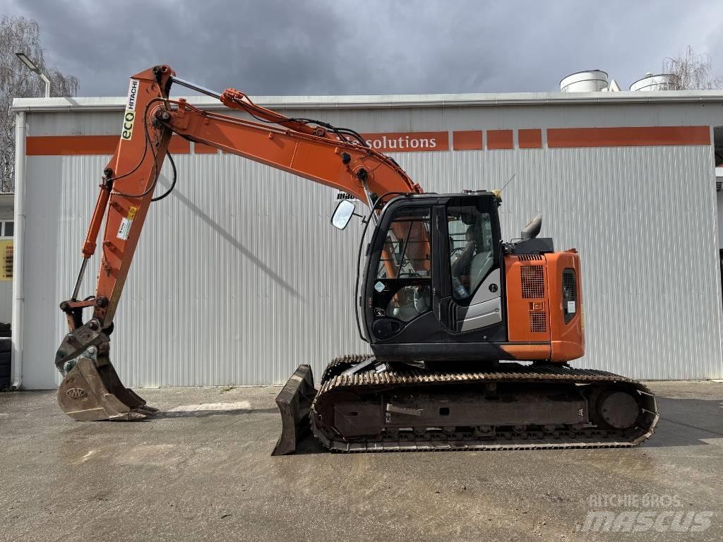 Hitachi ZX 135 US-6 Гусеничні екскаватори