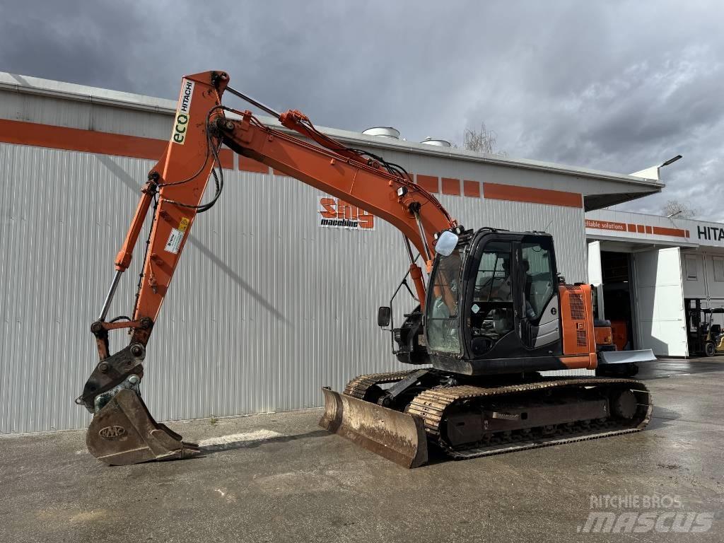 Hitachi ZX 135 US-6 Гусеничні екскаватори