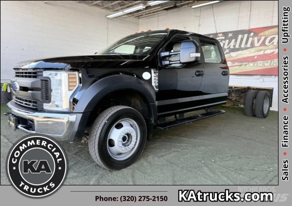 Ford F 550 XL SD Шасі з кабіною
