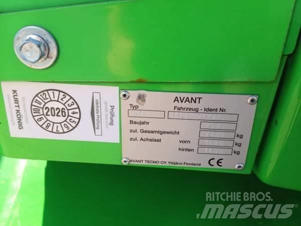 Avant 528 Міні-навантажувачі