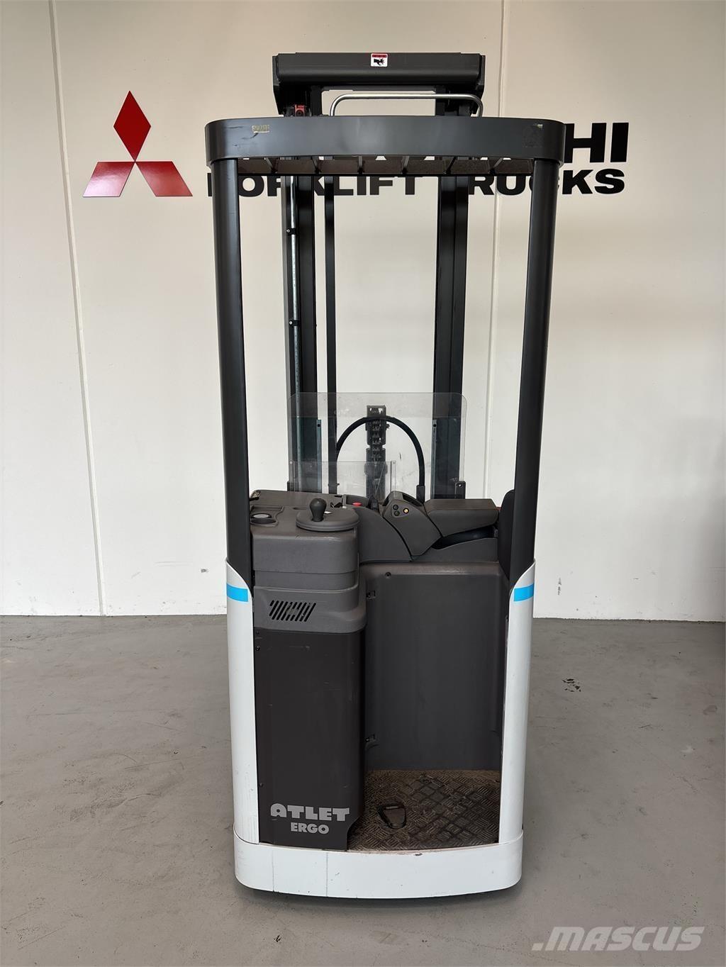 Atlet A160 Самохідні електроштабелери