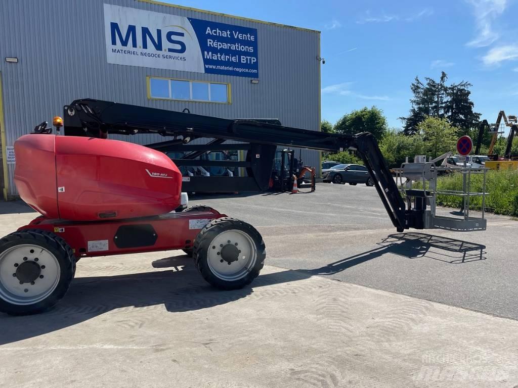 Manitou 180 ATJ Колінчаті підйомники