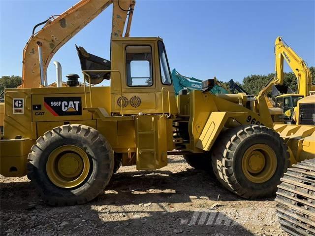 CAT 966 F Фронтальні навантажувачі
