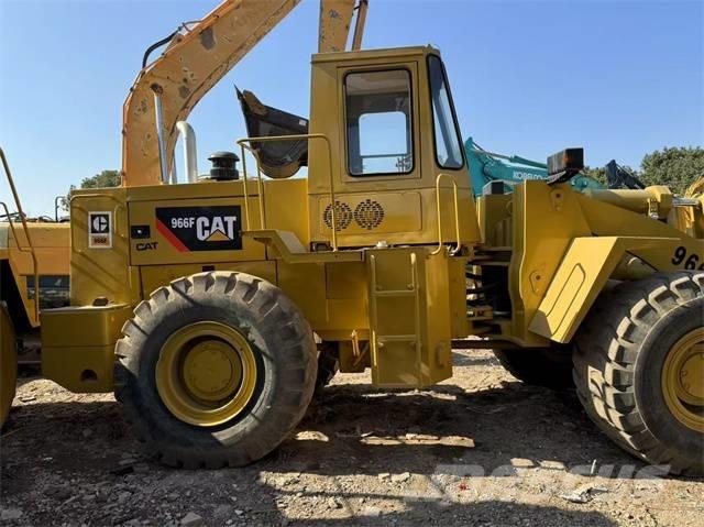 CAT 966 F Фронтальні навантажувачі