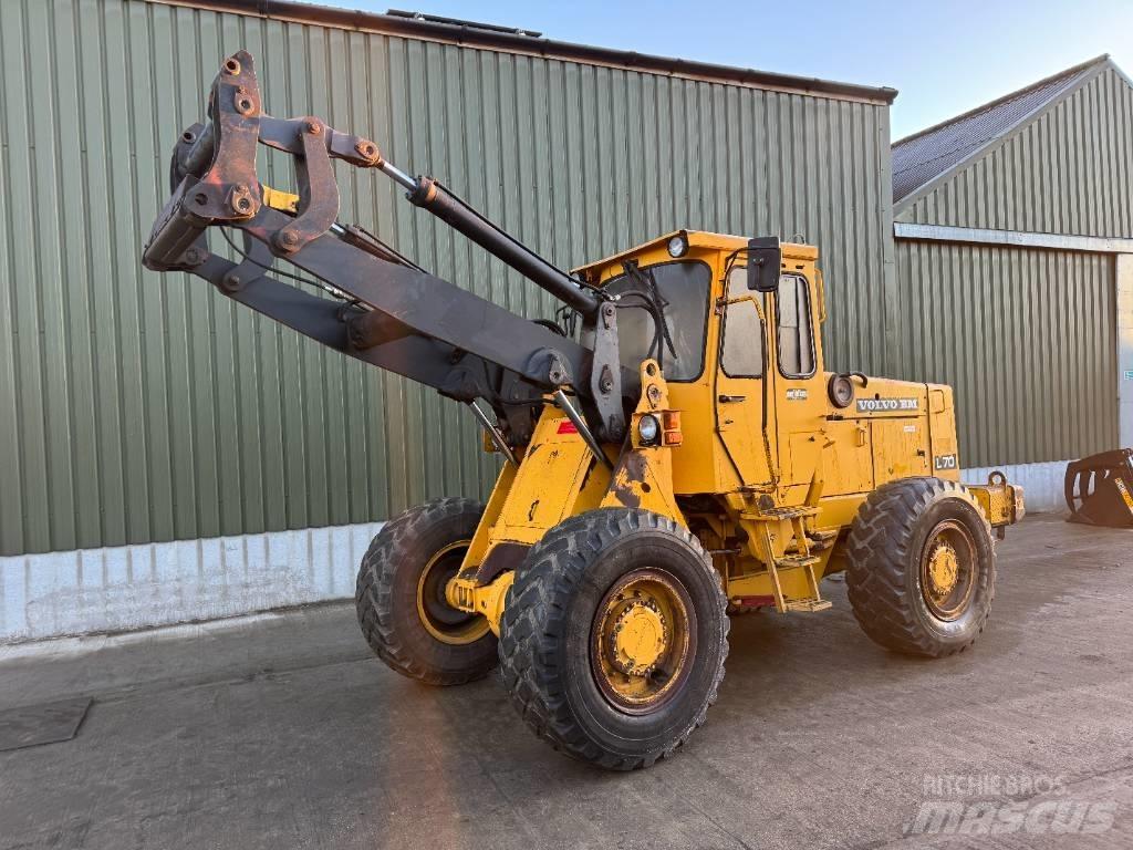 Volvo L 70 Фронтальні навантажувачі