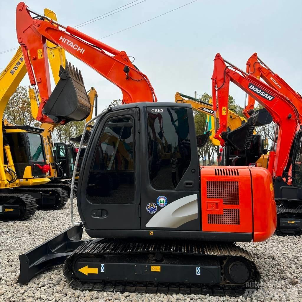 Hitachi ZX60 Міні-екскаватори < 7т