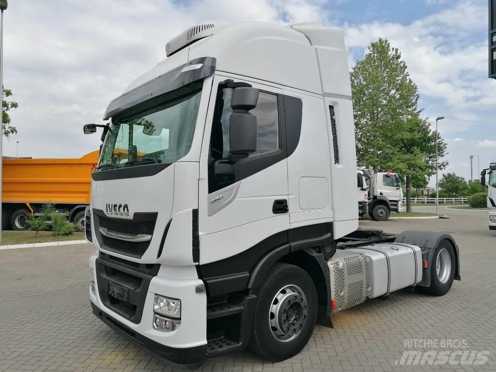 Iveco AS440ST/P Тягачі