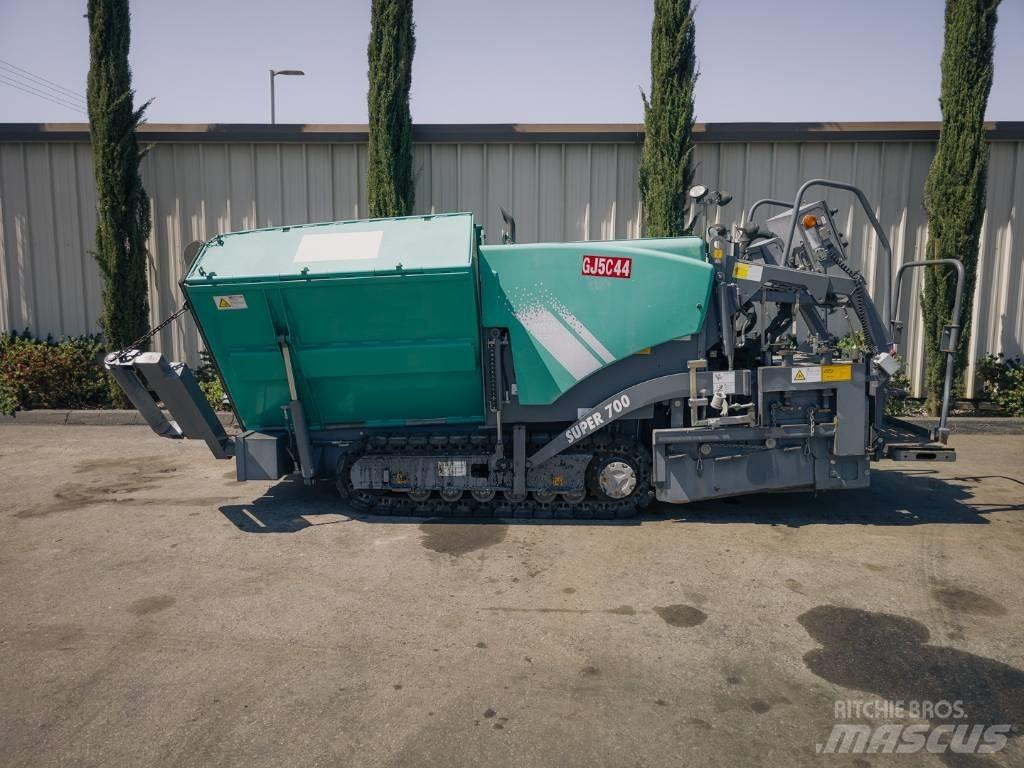 Vögele Super 700 Асфальтовкладачі
