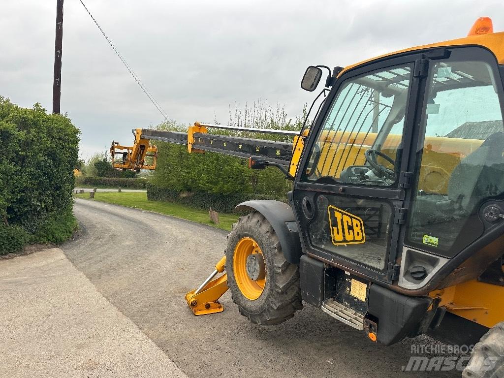 JCB 535-125 Телескопічні навантажувачі