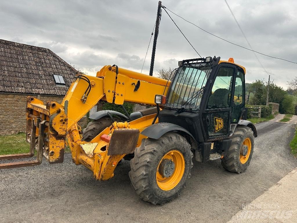 JCB 535-125 Телескопічні навантажувачі