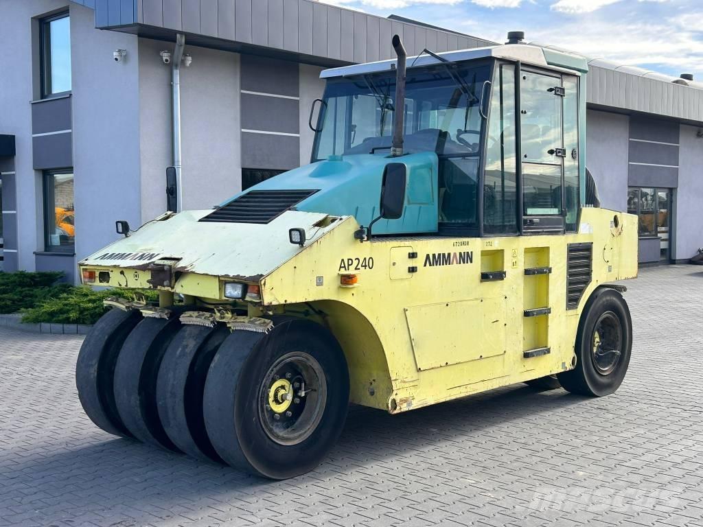 Ammann AP 240 Пневматичні катки