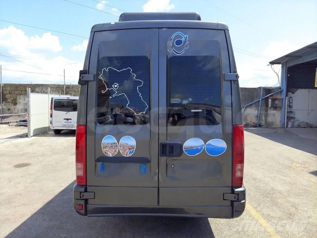 Iveco Daily Мікроавтобуси