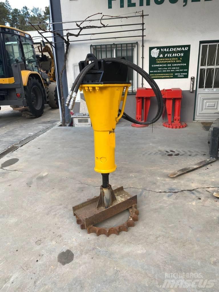Montabert SD28 Плуги